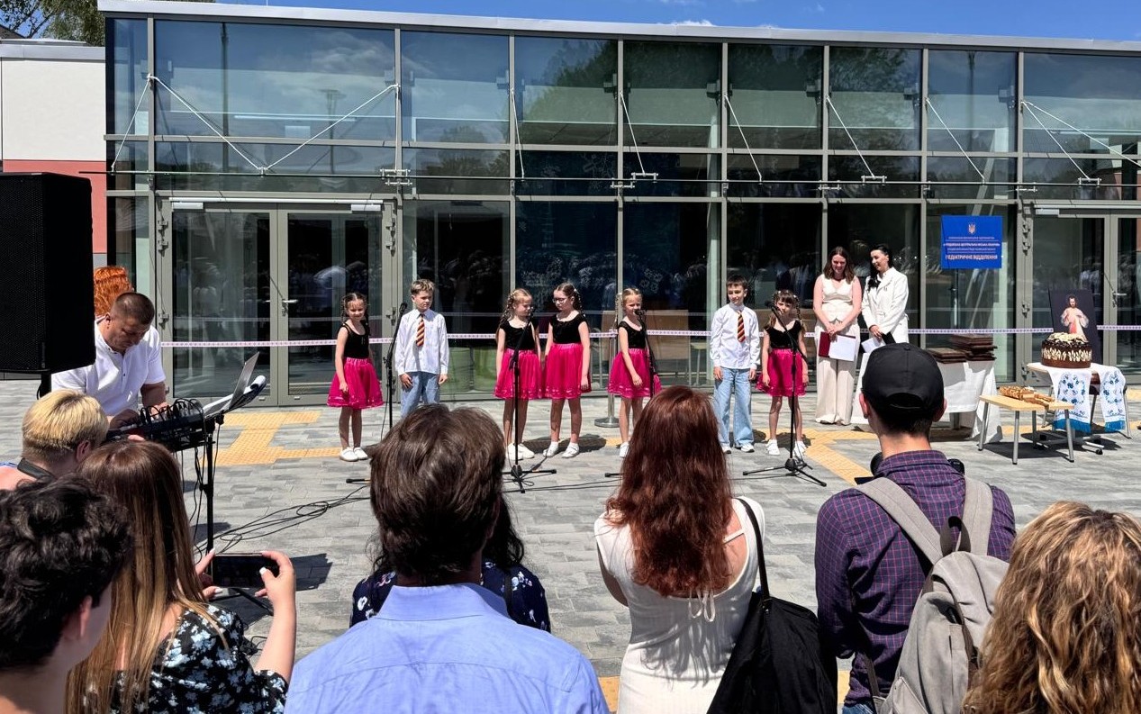 Modular Children’s Hospital in Brody Officially Opened
